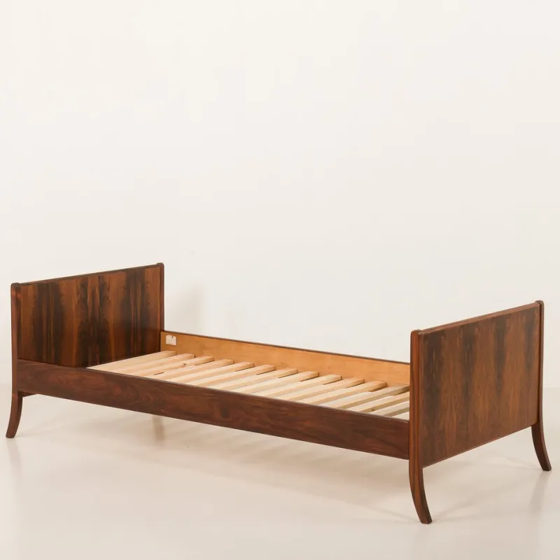 Pamono Mid-Century Danish Rosewood Daybed by A. J. Iversen, 1960s> Daybeds & Chaises Lounges