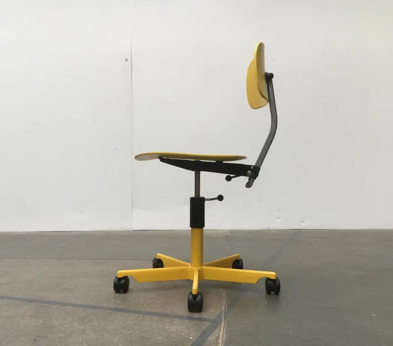 Sale Pamono Mid-Century Danish Swivel Architects Office Chair by Jørgen Rasmussen for Kevi
