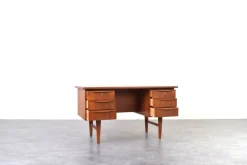 Pamono Mid-Century Danish Teak Executive Desk, 1960s><noscript><img width=