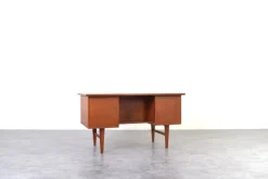 Pamono Mid-Century Danish Teak Executive Desk, 1960s><noscript><img width=