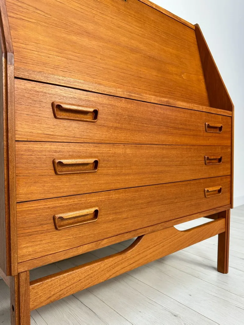 Pamono Mid-Century Danish Teak Secretary from Dyrlund, 1960s> Secretaires