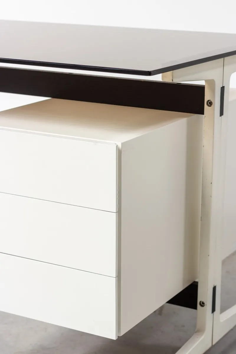 Pamono Mid-Century Desk by Etienne Fermigier, 1970s> Desks
