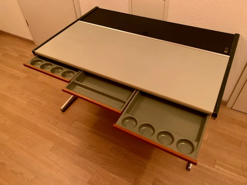 Hot Pamono Midcentury Desk in Forest Green by George Nelson, 1960s
