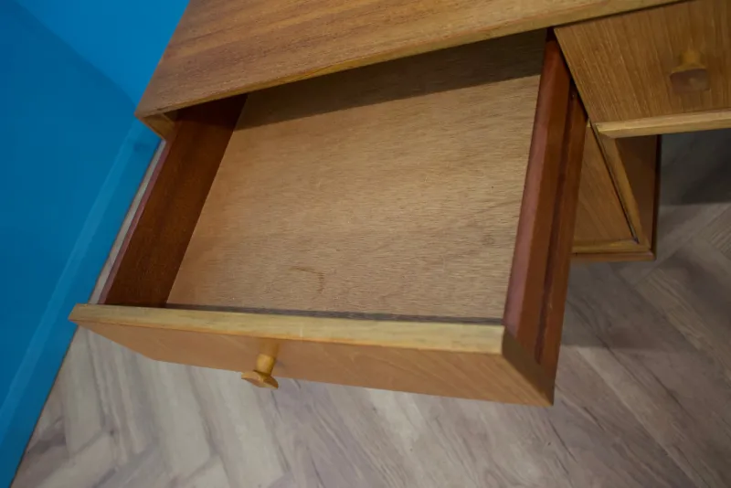 Pamono Mid-Century Dressing Table in Teak Veneer from McIntosh, 1960s> Dressing Tables