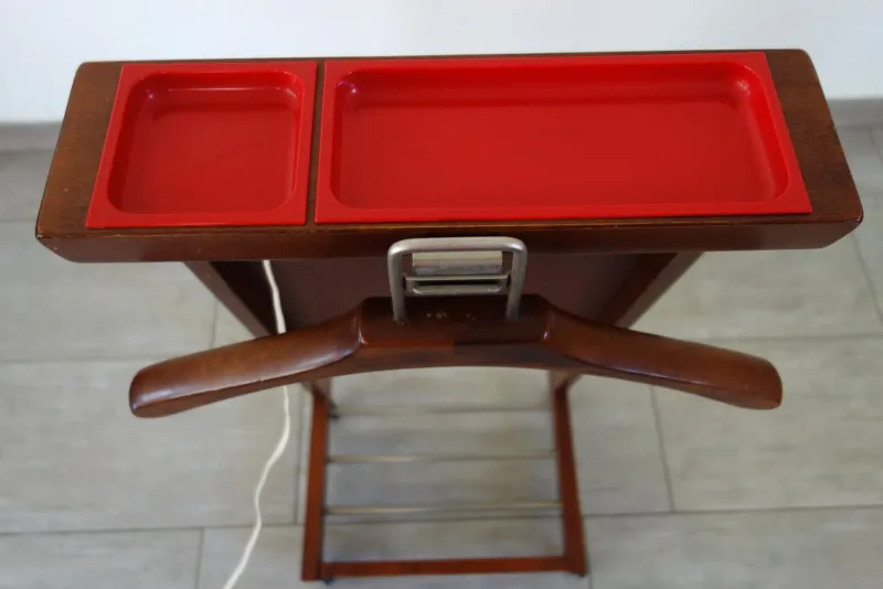 Online Pamono Mid-Century Electric Trouser Press Coat Rack from Fratelli Reguitti, 1960s