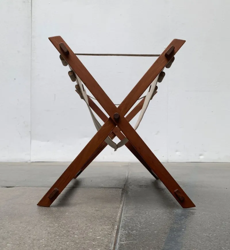 Pamono Mid-Century Foldable Magazine Holder in Teak, 1960s> Magazine Racks