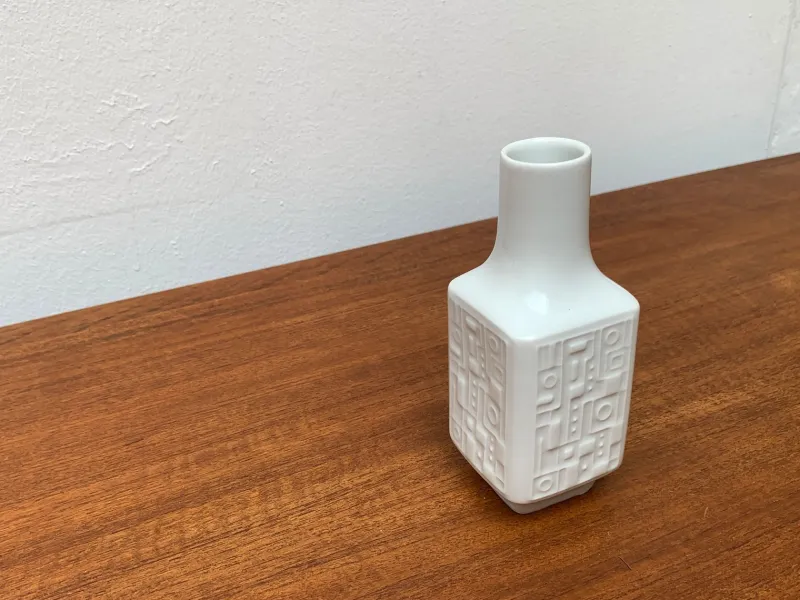 Pamono Mid-Century German Brutalist Porcelain Vase from Wunsiedel Bavaria Porzellan, 1960s> Vases