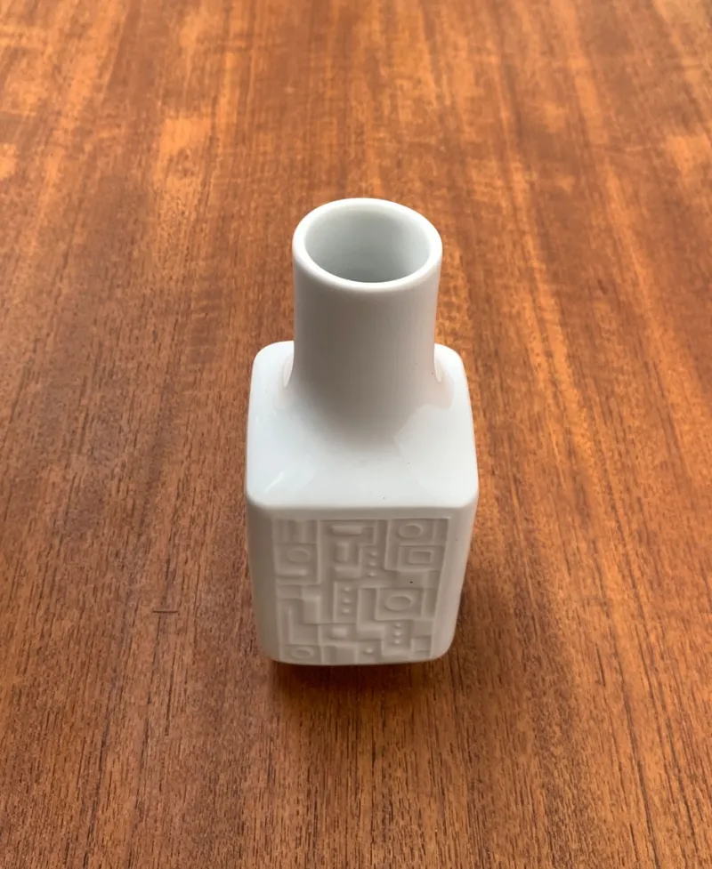 Pamono Mid-Century German Brutalist Porcelain Vase from Wunsiedel Bavaria Porzellan, 1960s> Vases