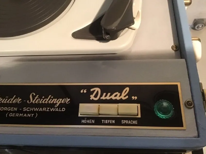 Pamono Mid-Century German Model Dual 300 Record Player by Gebrüder Steidinger for Dual