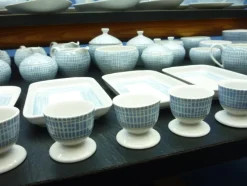 Sale Pamono Mid-Century German Porcelain Tableware Set by Heinrich Löffelhardt for Arzberg, 1950s, Set of 98