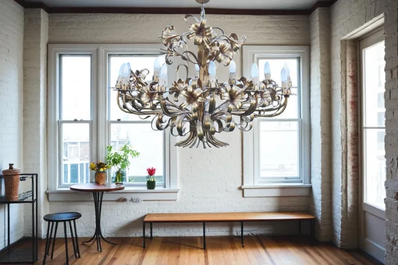 Hot Pamono Mid-Century Hollywood Regency Gilt Floral Lily 12-Light Chandelier attributed to Hans Kögl, Italy, 1970s