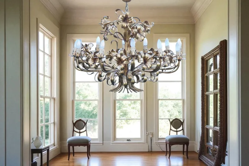 Hot Pamono Mid-Century Hollywood Regency Gilt Floral Lily 12-Light Chandelier attributed to Hans Kögl, Italy, 1970s