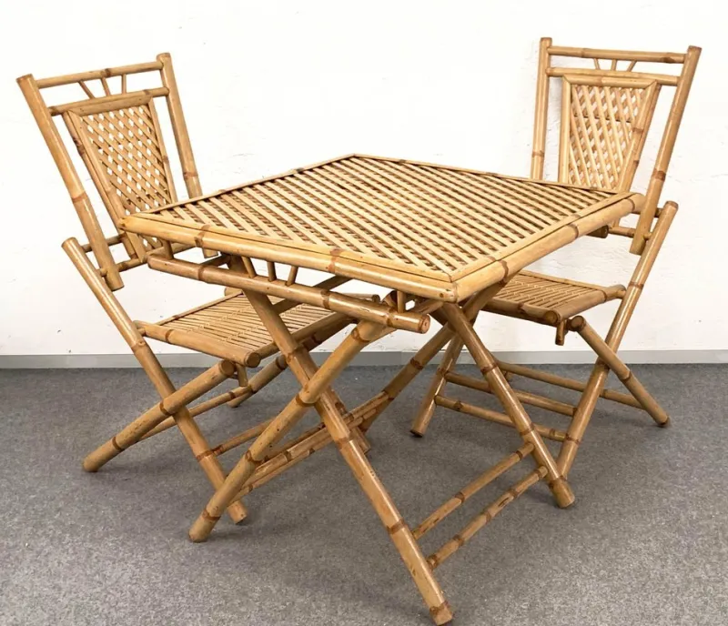 Pamono Mid-Century Italian Bamboo and Rattan Foldable Table and Four Chairs, 1960s, Set of 5