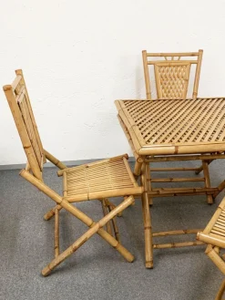 Pamono Mid-Century Italian Bamboo and Rattan Foldable Table and Four Chairs, 1960s, Set of 5