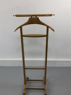Pamono Mid-Century Italian Beech and Brass Suit Rack from Fratelli Reguitti, 1950s