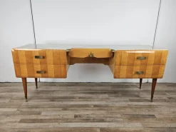 Pamono Mid-Century Italian Maple and Glass Chest of Drawers with Brass Details, 1950s> Dressers, Commodes & Chests