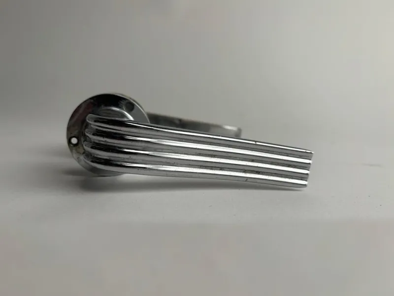 Pamono Mid-Century Italian Metal Door Handles Door, 1960s, Set of 2> Architectural Elements