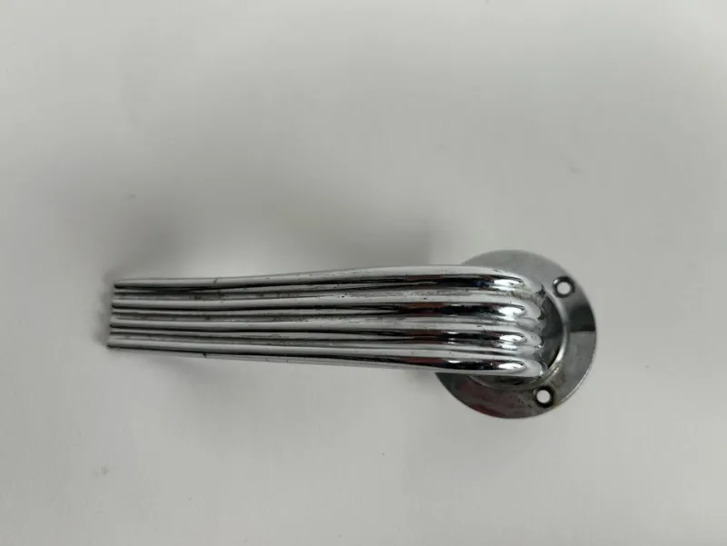 Pamono Mid-Century Italian Metal Door Handles Door, 1960s, Set of 2> Architectural Elements