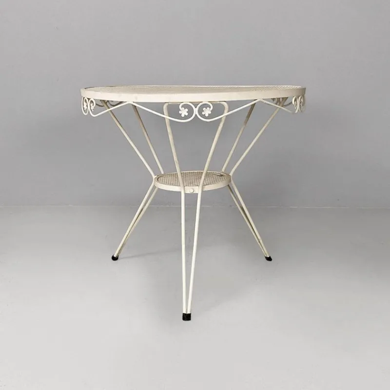 Pamono Mid-Century Italian Modern White Iron Round Garden Table with Flower Decor, 1960> Garden Tables