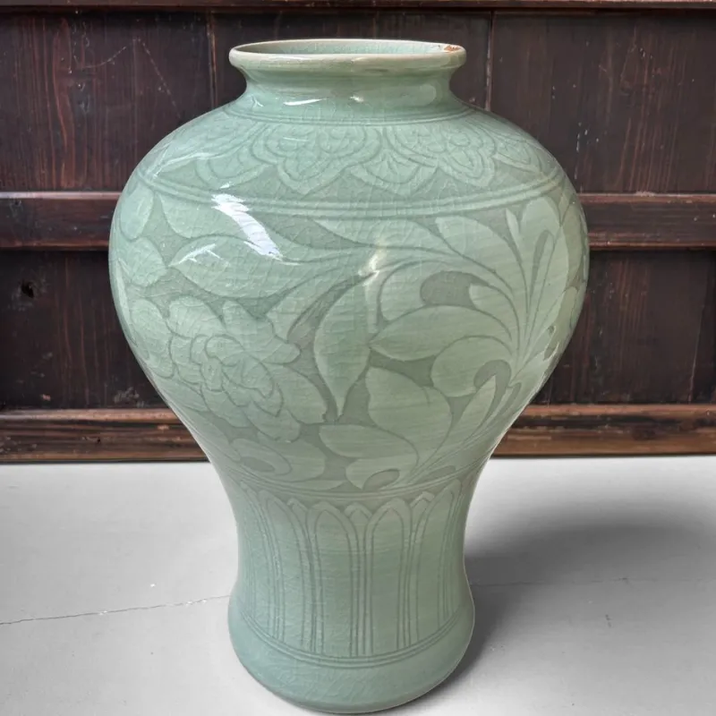 Pamono Mid-Century Japanese Celadon Glazed Vase, 1950s-1970s> Vases