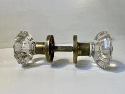 Sale Pamono Mid-Century Lounge Door Knobs in Brass and Glass by Verrina Sweden, 1970s, Set of 5