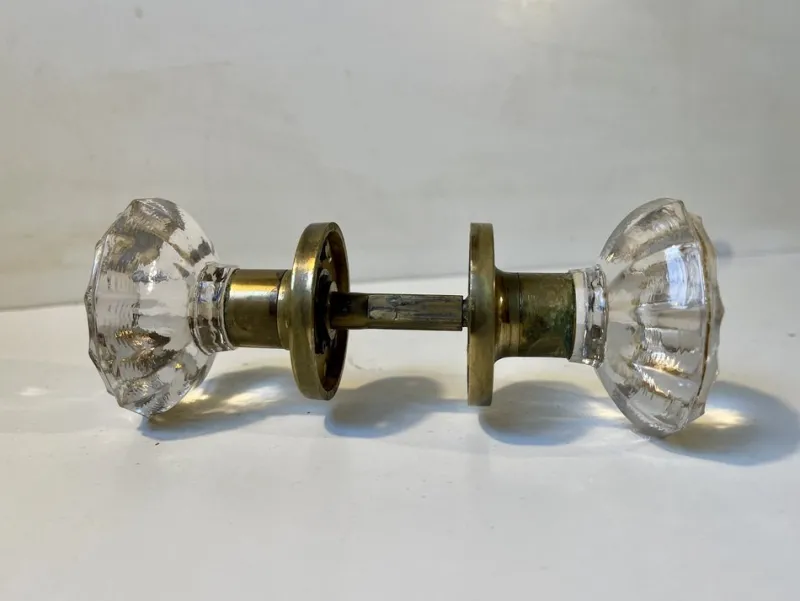 Sale Pamono Mid-Century Lounge Door Knobs in Brass and Glass by Verrina Sweden, 1970s, Set of 5