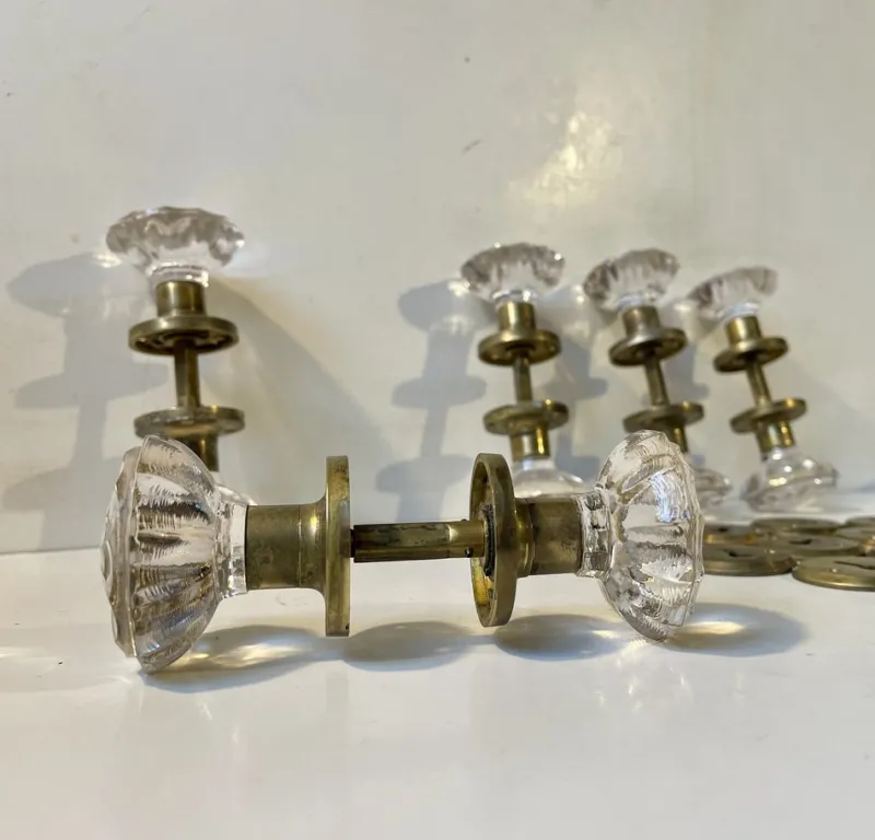 Sale Pamono Mid-Century Lounge Door Knobs in Brass and Glass by Verrina Sweden, 1970s, Set of 5