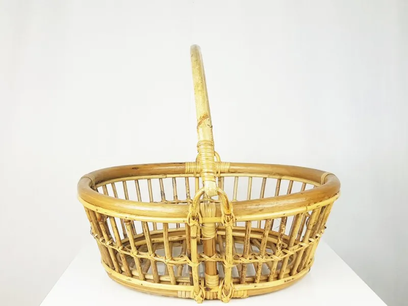 Pamono Mid-Century Moderm Italian Rattan and Rush Magazine Rack> Magazine Racks