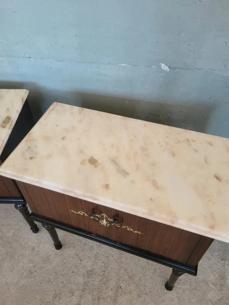 Pamono Midcentury Modern Bedside Tables with Marble Top, Set of 2> Nightstands