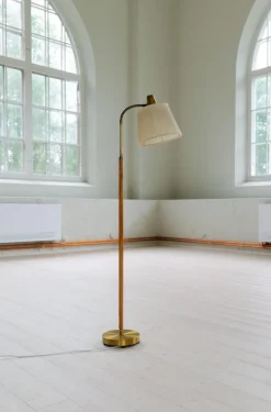 Pamono Mid-Century Modern Brass and Brown Leather Floor Lamp from Falkenbergs Belysning, Sweden, 1960s><noscript><img width=