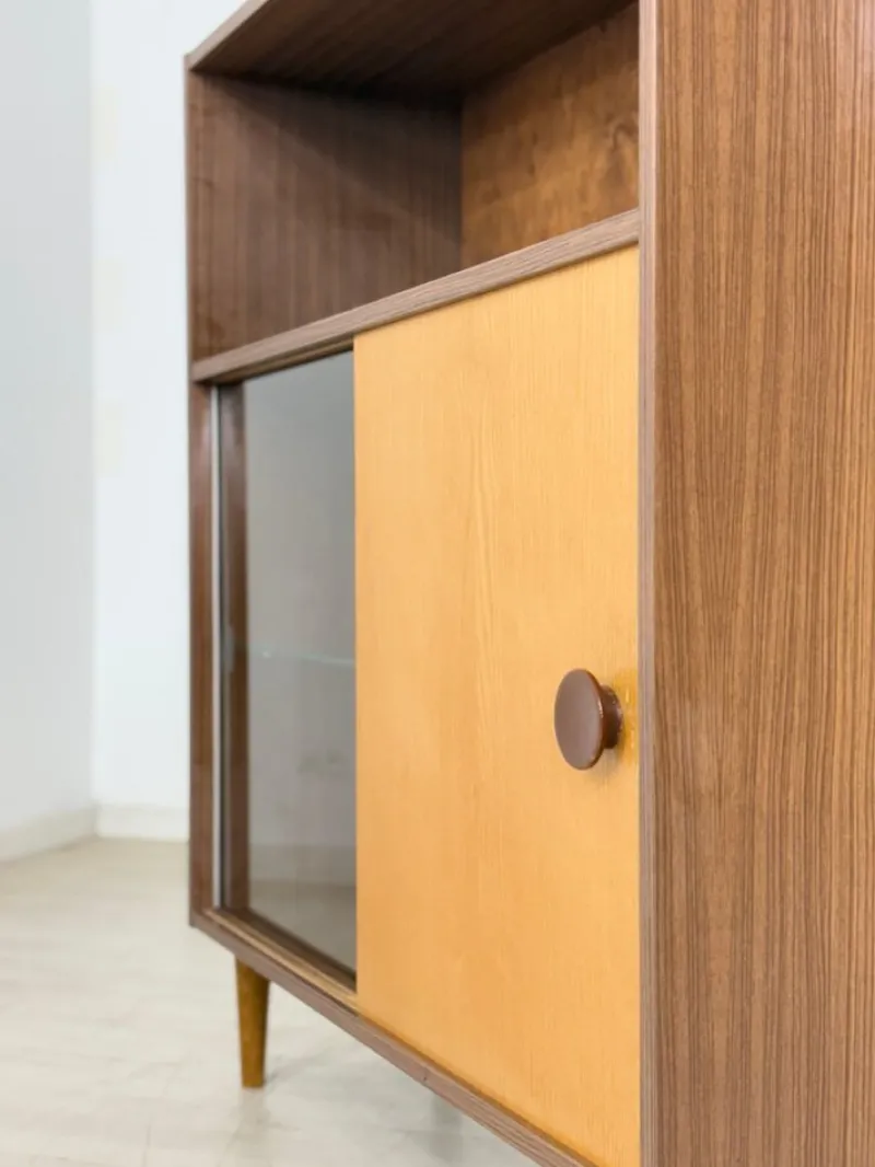 Pamono Mid-Century Modern Cabinet in Oak> Cabinets & Wardrobes