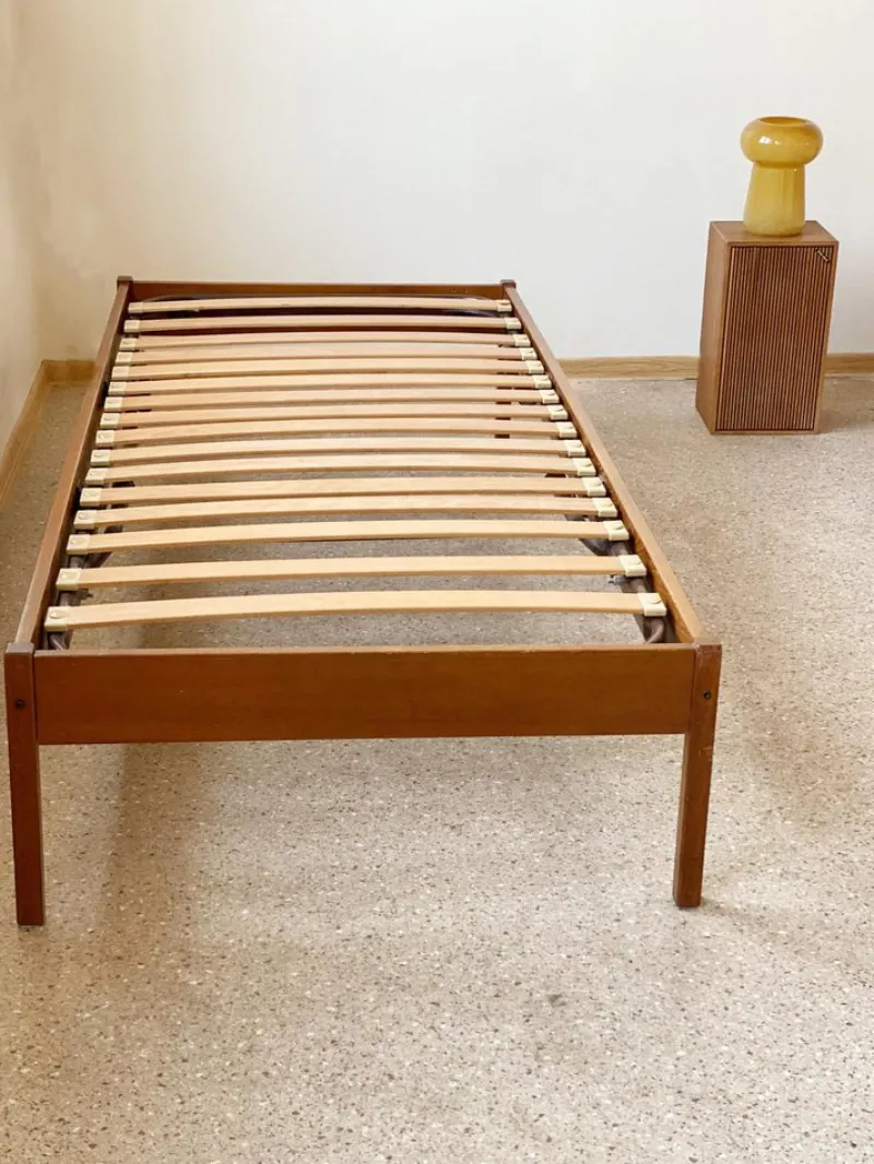 Pamono Mid-Century Modern Chaise Lounge in Teak> Daybeds & Chaises Lounges