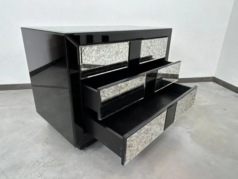 Sale Pamono Mid-Century Modern Chest of Drawers, 1970s