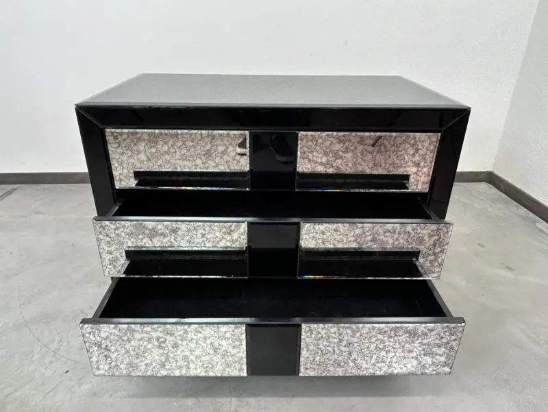 Sale Pamono Mid-Century Modern Chest of Drawers, 1970s