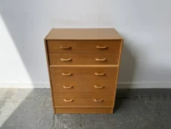 Pamono Mid-Century Modern Chest of Drawers in Oak from G-Plan, 1950s><noscript><img width=