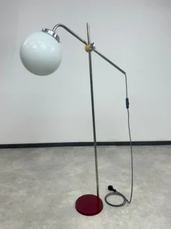Pamono Mid-Century Modern Chrome Floor Lamps, 1950s, Set of 2><noscript><img width=