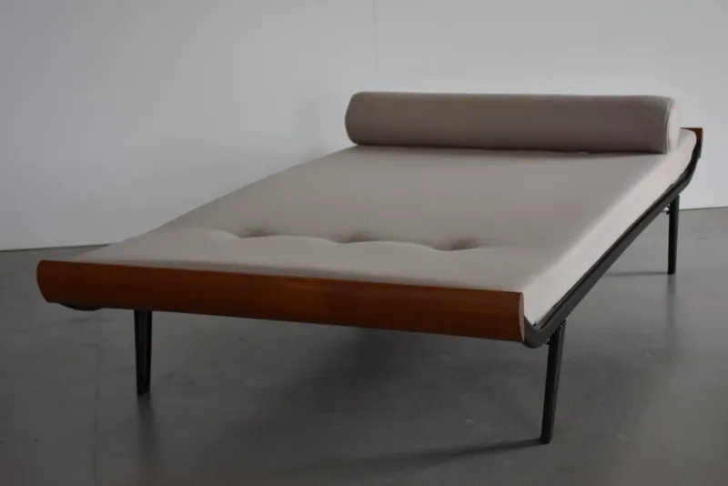 Pamono Mid-Century Modern Cleopatra Daybed by Dick Cordemeijer for Auping, 1960s> Daybeds & Chaises Lounges