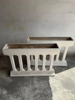 Pamono Mid-Century Modern Concrete Planters, 1960s, Set of 2> Planters And Jardiniere