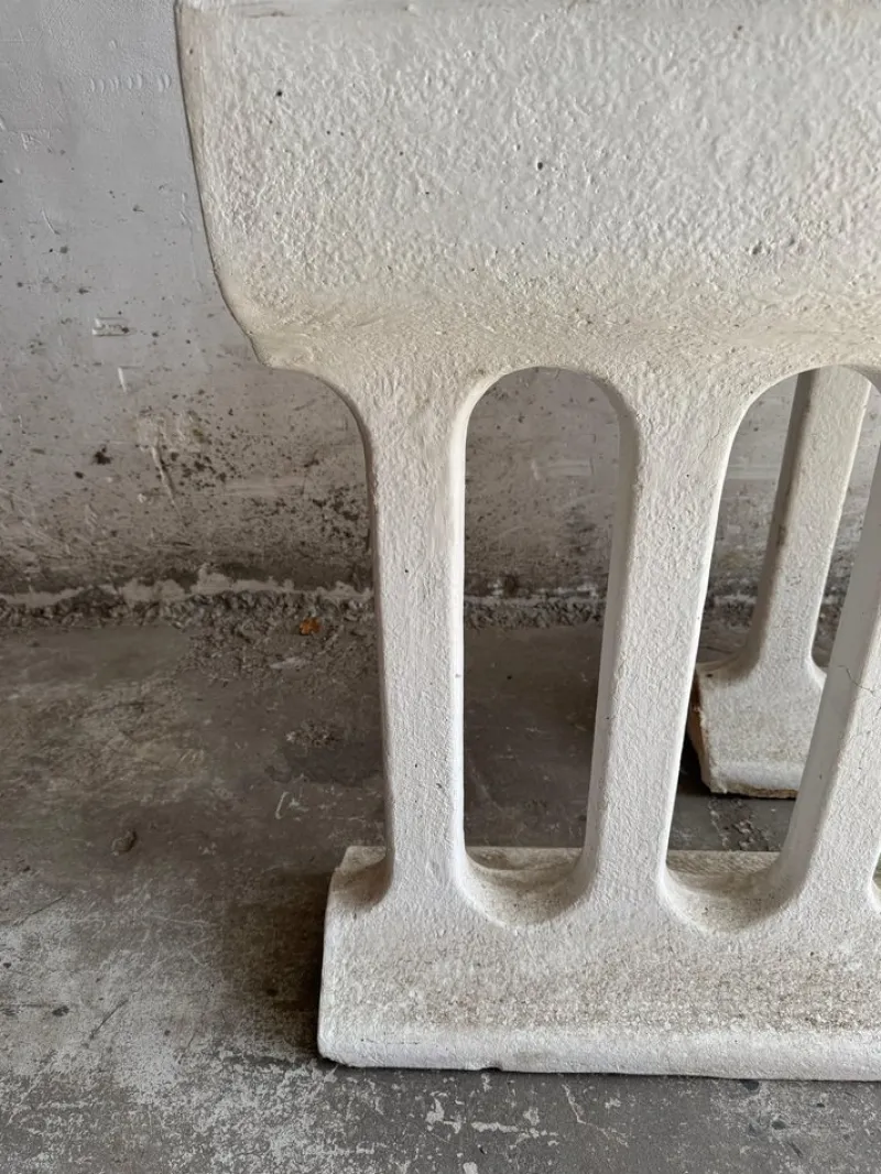 Pamono Mid-Century Modern Concrete Planters, 1960s, Set of 2> Planters And Jardiniere