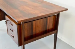 Pamono Mid-Century Modern Danish Executive Desk in Teak><noscript><img width=