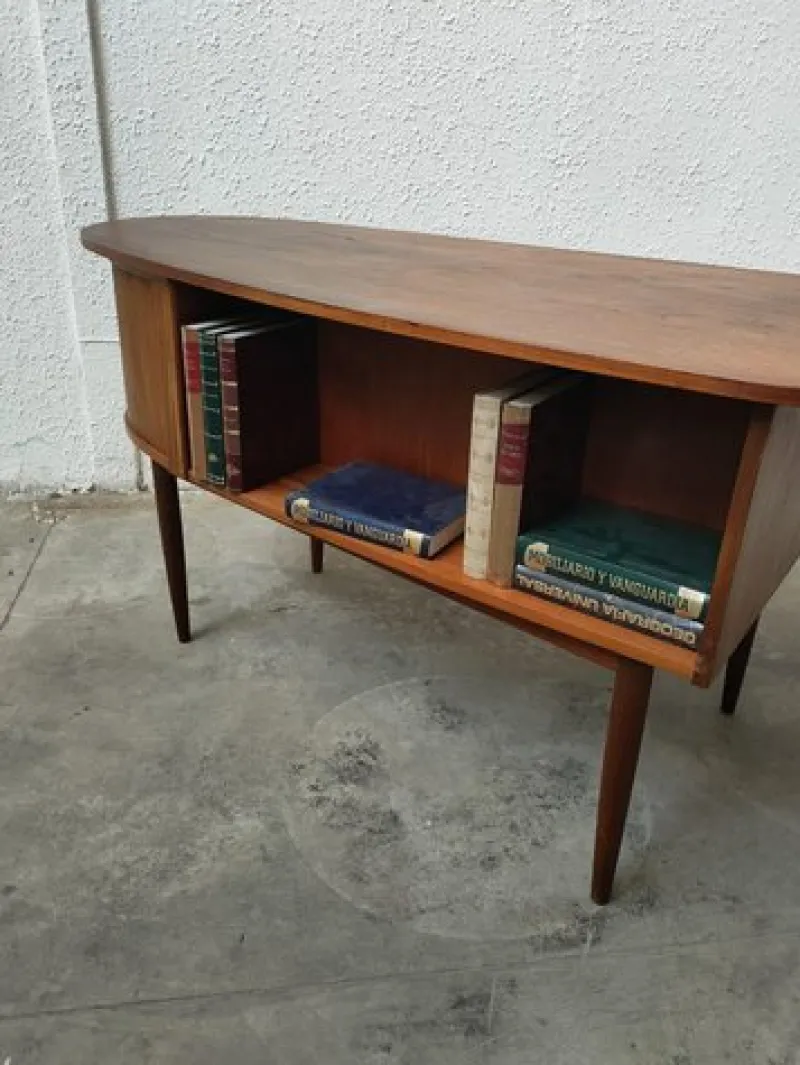 Pamono Mid-Century Modern Danish Teak Desk> Desks