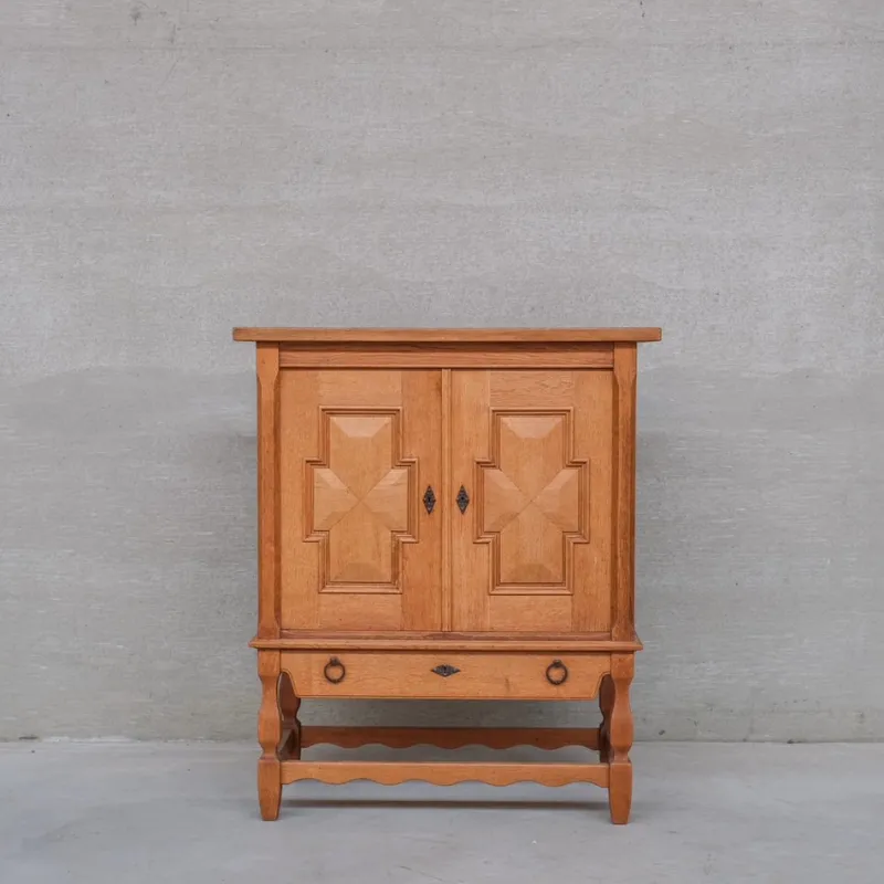 Pamono Mid-Century Modern Danish Oak Side Cabinet by Henning Kjaernulf, 1960s> Cabinets & Wardrobes