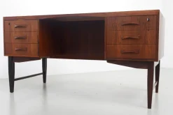 Outlet Pamono Mid-Century Modern Danish Freestanding Rosewood Desk from Clausen & Søn, 1960s
