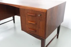 Outlet Pamono Mid-Century Modern Danish Freestanding Rosewood Desk from Clausen & Søn, 1960s