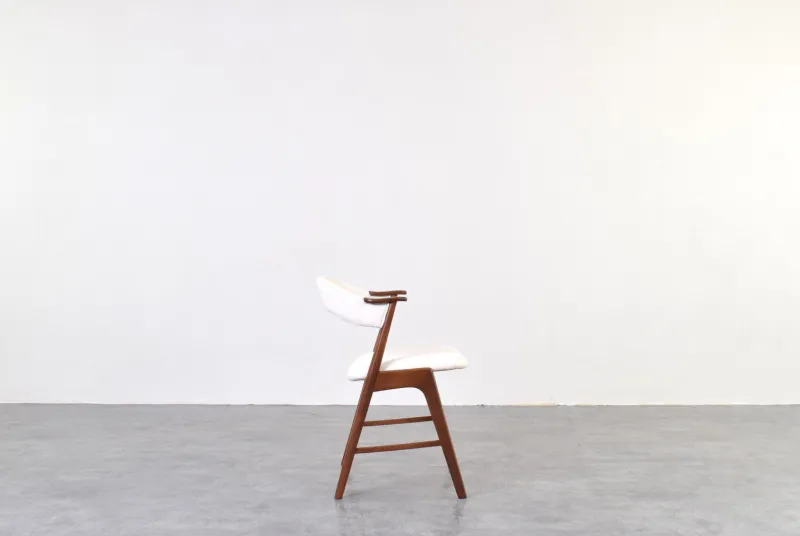 Pamono Mid-Century Modern Danish Teak Chair from Korup Stolefabrik, 1960s> Lounge Chairs & Armchairs