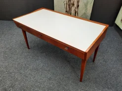 Pamono Mid-Century Modern Desk in Cherry and Formica, 1950s><noscript><img width=