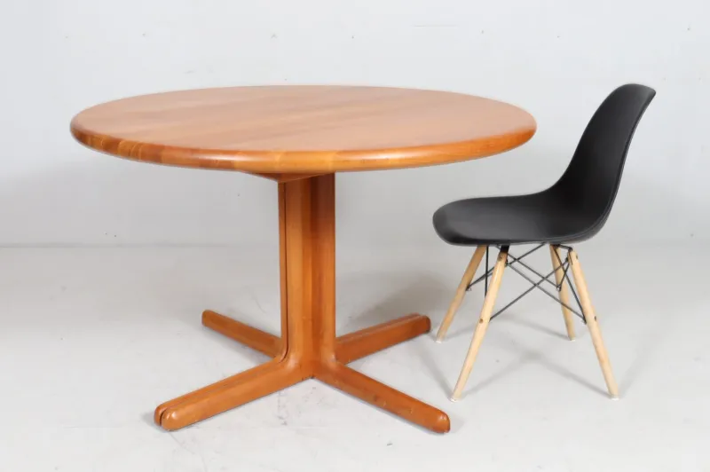 New Pamono Mid-Century Modern Extendable Dining Table in Teak from Langeskov Möbelfabrik, 1970s