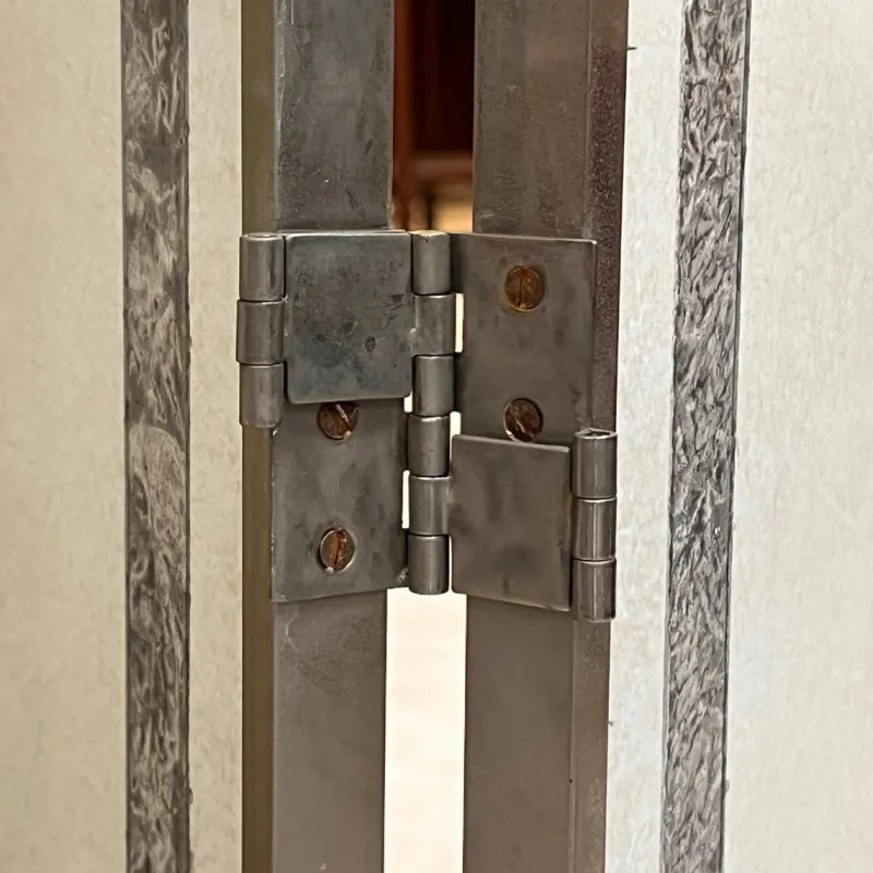 Clearance Pamono Mid-Century Modern Floor Divider in Nickel-Plated Brass and Hand-Painted Acrylic Glass, Italy, 1970s