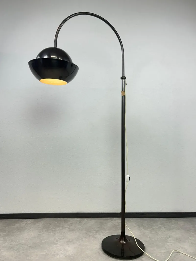 Pamono Mid-Century Modern Floor Lamp, 1970s> Floor Lamps