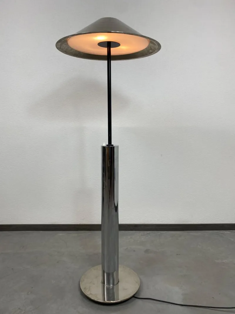 Pamono Mid-Century Modern Floor Lamp, 1960s> Floor Lamps